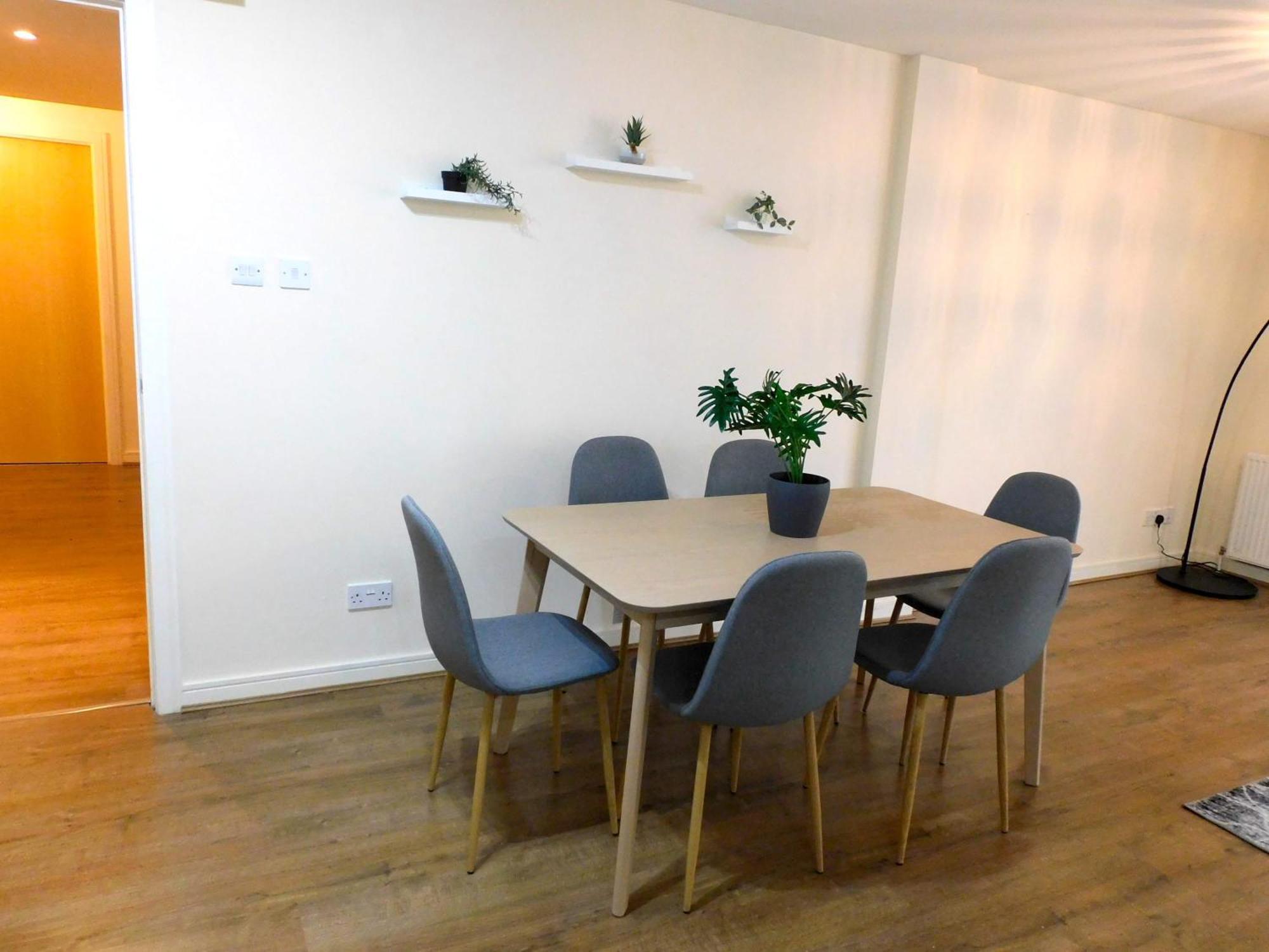 Fabulous 2 Bed Apt 10 Mins From City Centre กลาสโกว์ ภายนอก รูปภาพ