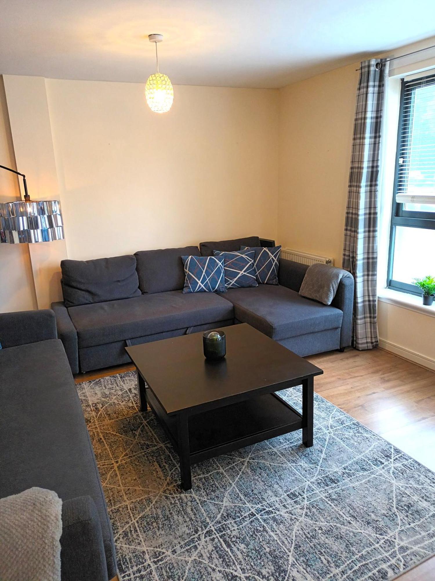 Fabulous 2 Bed Apt 10 Mins From City Centre กลาสโกว์ ภายนอก รูปภาพ